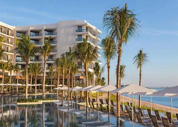 Hilton Cancun, An Resort 5*