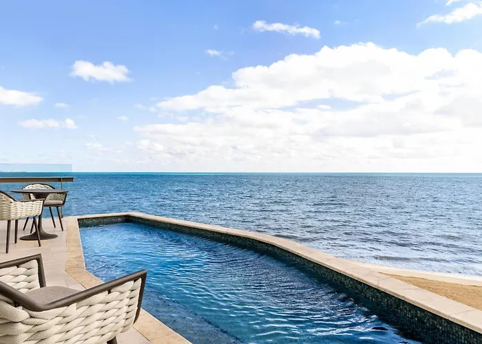 Hilton Cancun, An Resort 5*